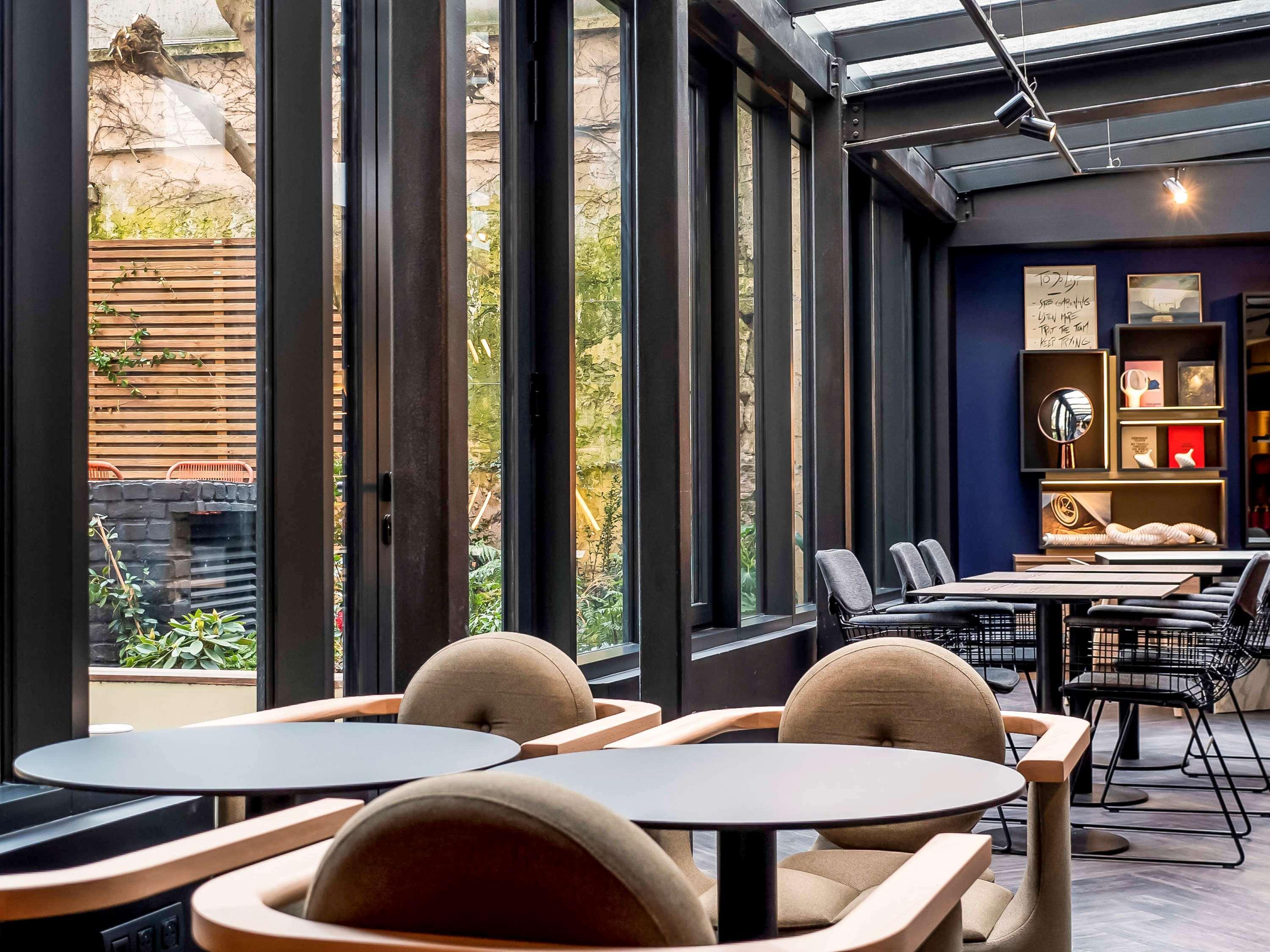 ホテル Tribe Paris Batignolles エクステリア 写真