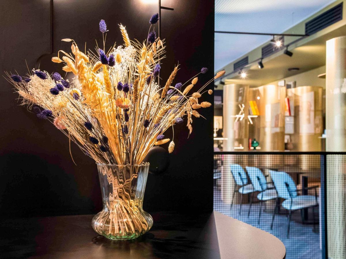 ホテル Tribe Paris Batignolles エクステリア 写真