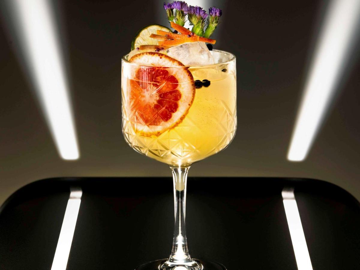 ホテル Tribe Paris Batignolles エクステリア 写真