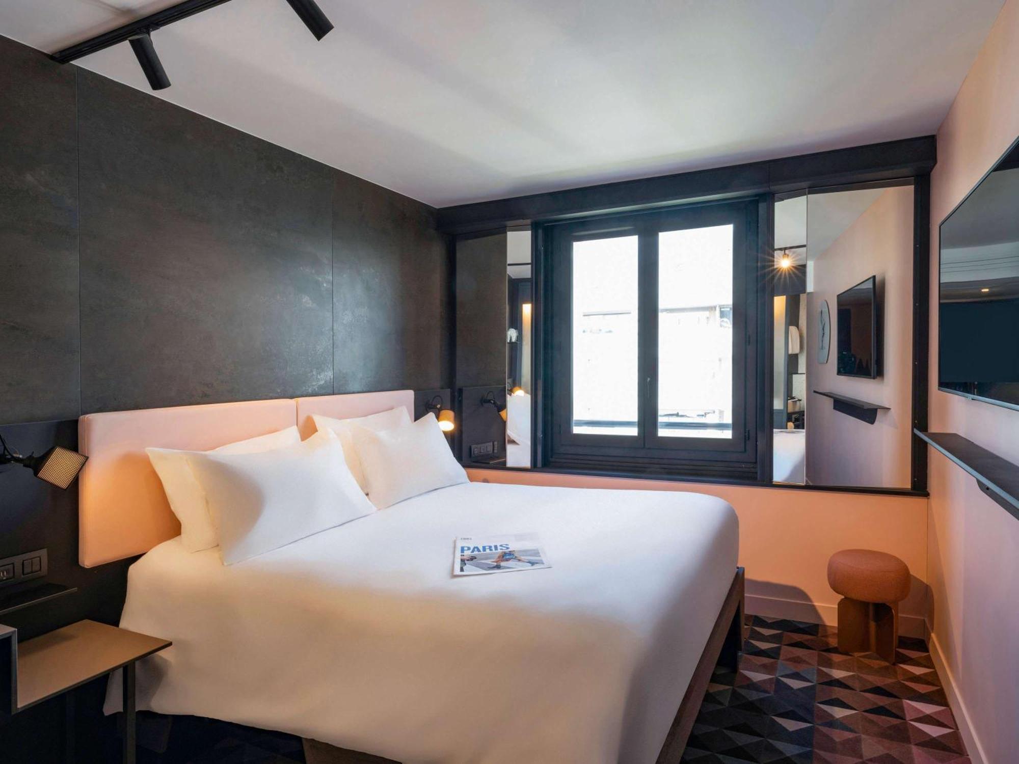 ホテル Tribe Paris Batignolles エクステリア 写真