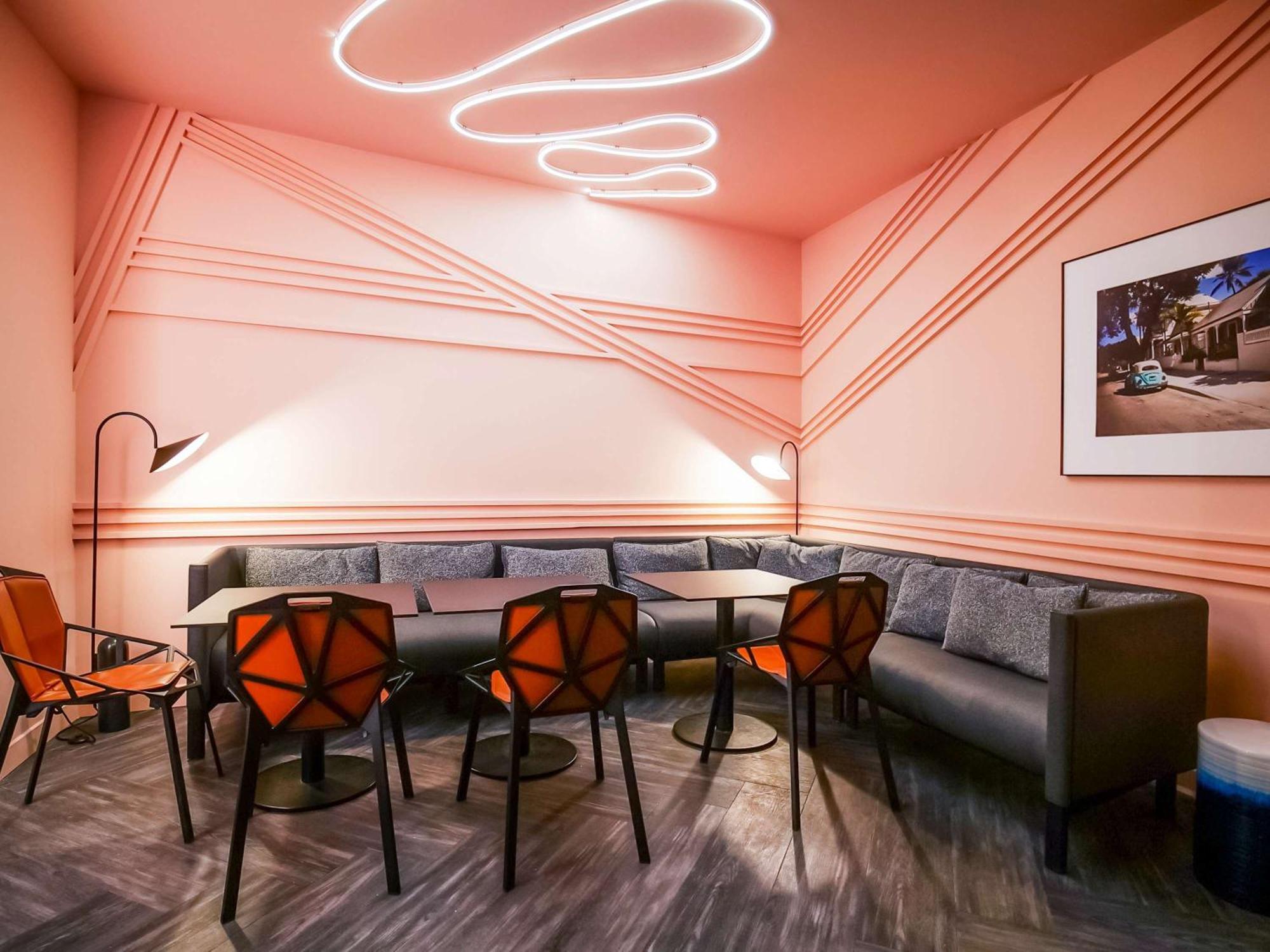 ホテル Tribe Paris Batignolles エクステリア 写真